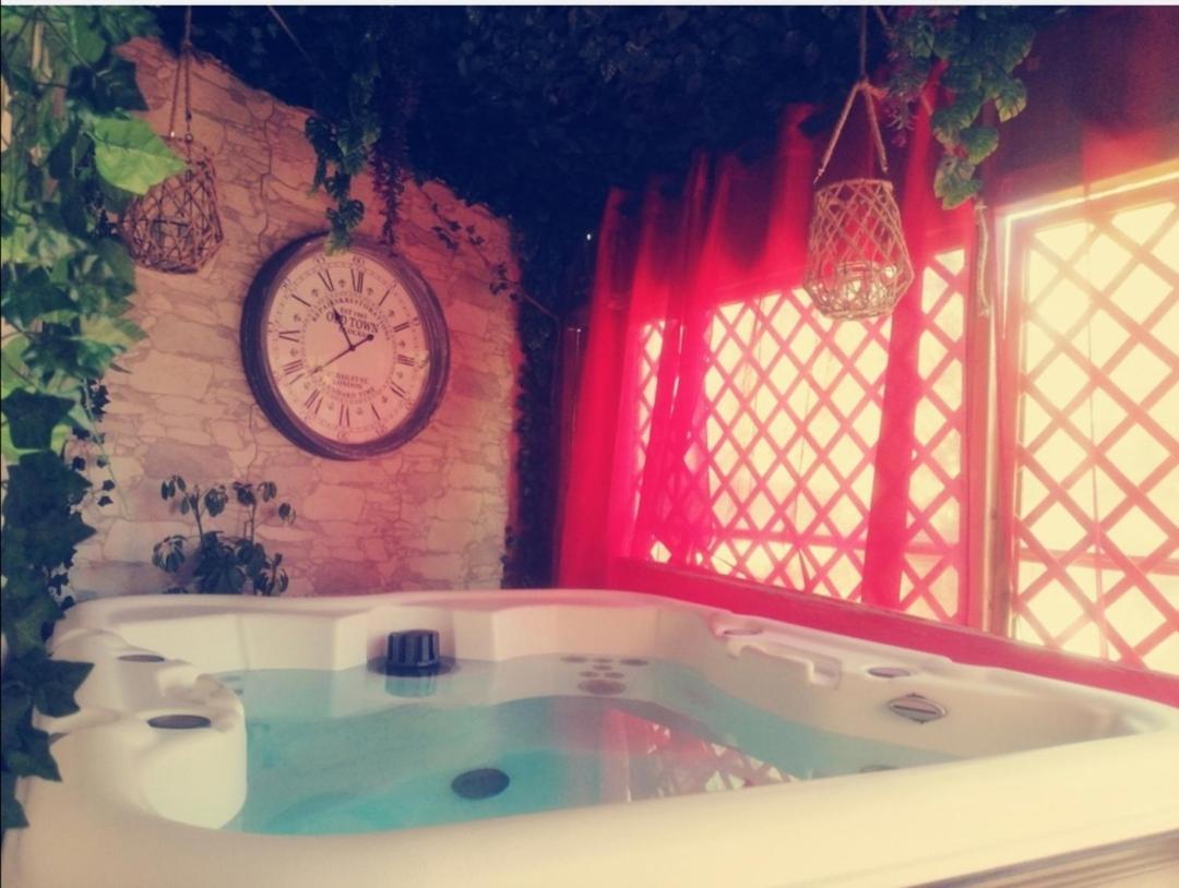 Casa Vacanze Noemi 리포스토 외부 사진
