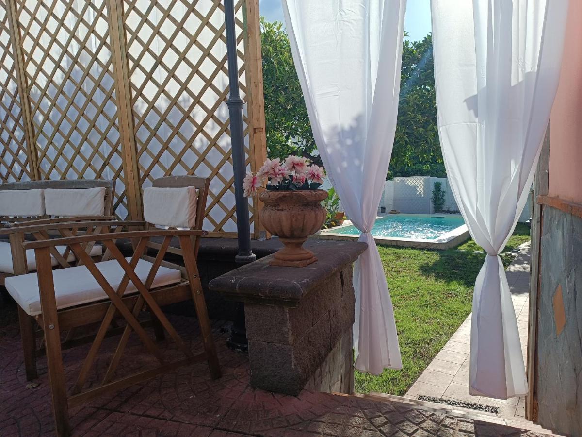Casa Vacanze Noemi 리포스토 외부 사진